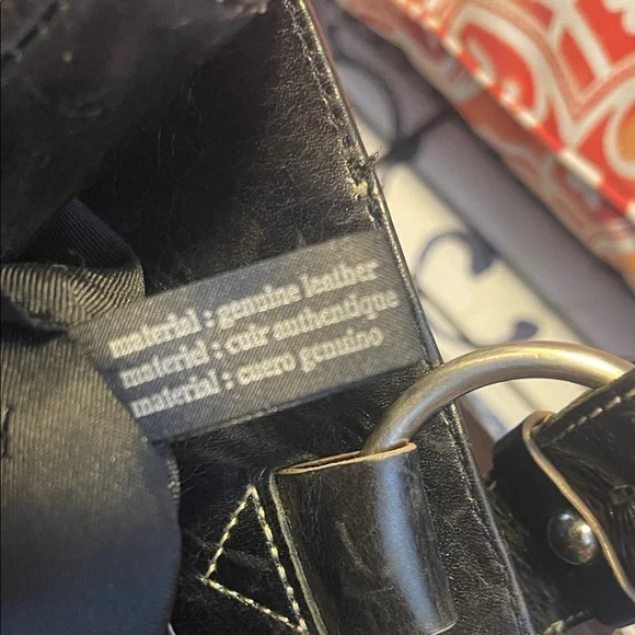 Kenneth Cole Black Leather Tote Bag - Picture 5 of 9